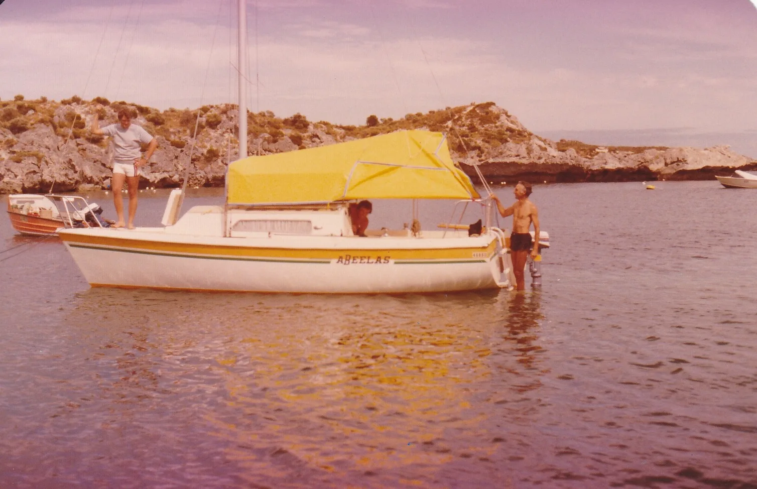 Geordie Bay with the crew